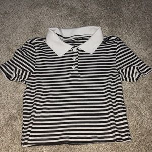 Black and white crop top with white collar